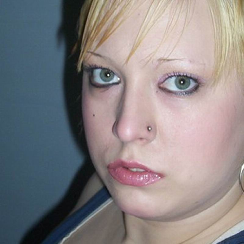 jeune blonde cherche plans culs sans lendemain à lille